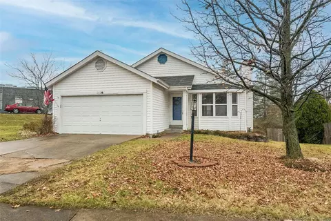 202 Mondair Dr, O'fallon, MO 63368
