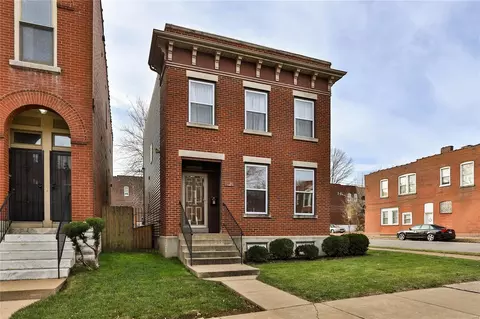 2826 Wyoming St, Saint Louis, MO 63118