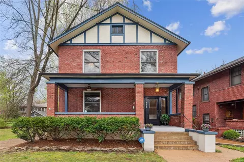 715 Harvard Ave, Saint Louis, MO 63130