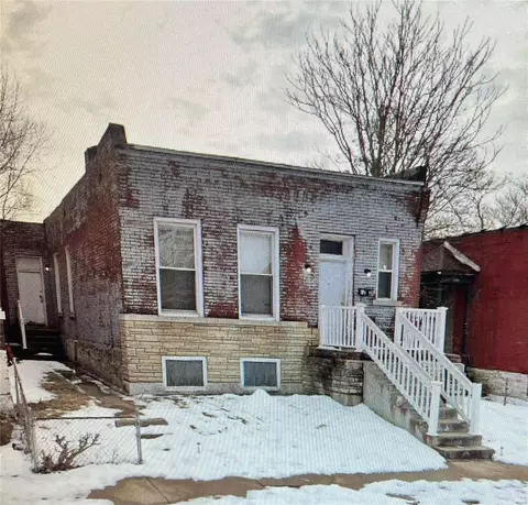 4226 College Ave, Saint Louis, MO 63107
