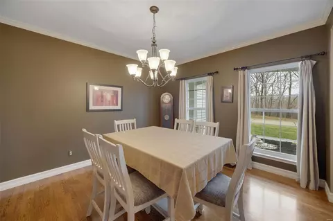 913 Sheffield Forest Ct, Wildwood, MO 63021 photo 5