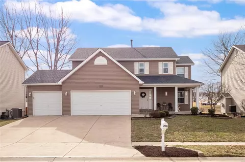 218 Ashford Oaks Dr, Wentzville, MO 63385