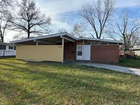 8414 Buckthorn Dr, Saint Louis, MO 63134