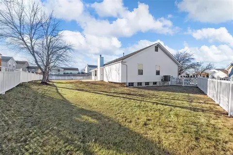 422 Winter Wind Dr, O'fallon, MO 63366 photo 17