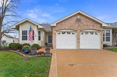 10927 Concord Circle Dr, Saint Louis, MO 63123