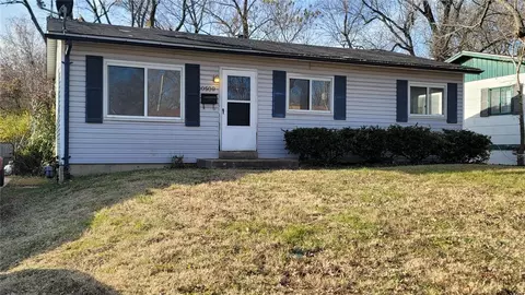10509 Lord Dr, Saint Louis, MO 63136