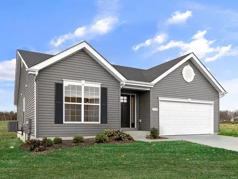 1084 Red Fox Dr, Eureka, MO 63025 photo 1