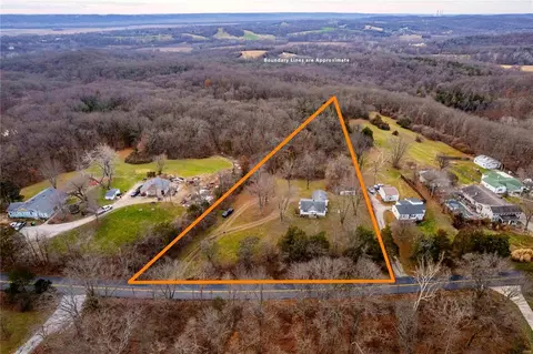 471 Old Colony Rd, Defiance, MO 63341