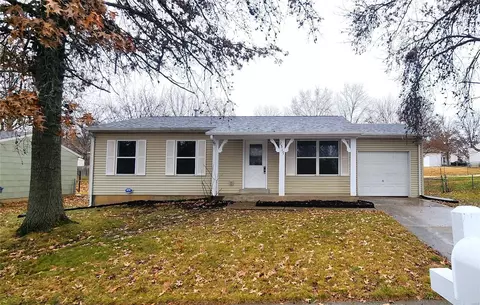 2317 Amarillo Dr, O'fallon, MO 63368