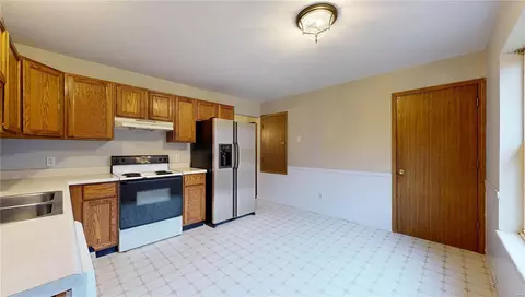 2317 Amarillo Dr, O'fallon, MO 63368 photo 2