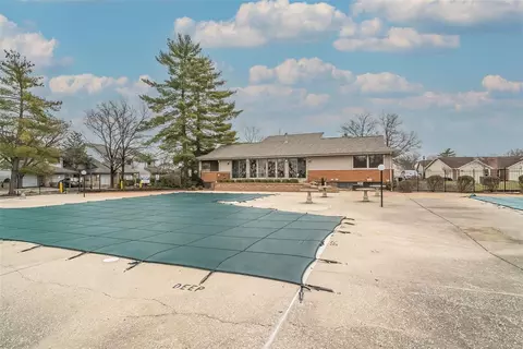 1323 Treetop Trail Dr, Ballwin, MO 63021 photo 52