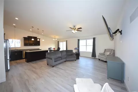 Living - 328 Burning Brook Dr, O'fallon, MO 63366 photo 2 of 6