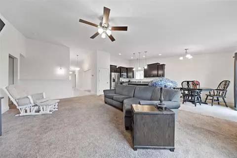 Living - 328 Burning Brook Dr, O'fallon, MO 63366 photo 6 of 6