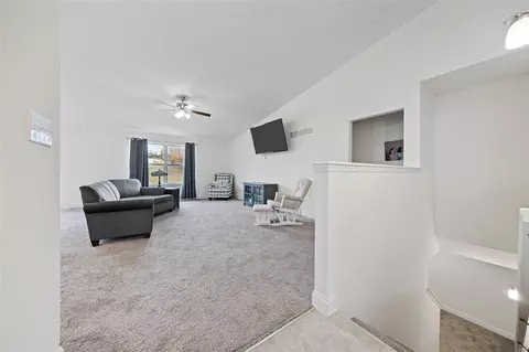 Bedroom - 328 Burning Brook Dr, O'fallon, MO 63366 photo 5 of 6