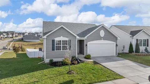 Exterior - 328 Burning Brook Dr, O'fallon, MO 63366 photo 11 of 12