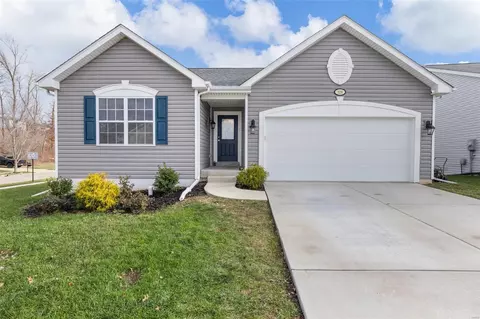 328 Burning Brook Dr, O'fallon, MO 63366