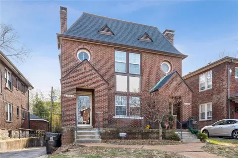 7020 Amherst Ave, Saint Louis, MO 63130