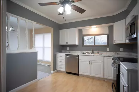 2445 Pinehurst Dr, Overland, MO 63114 photo 17