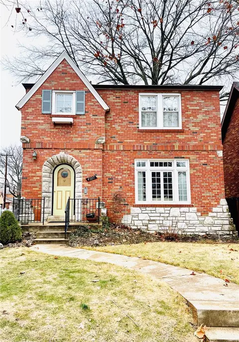 4727 Clifton Ave, Saint Louis, MO 63109