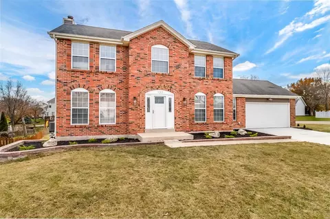 130 Inglenook Ct, Saint Charles, MO 63304