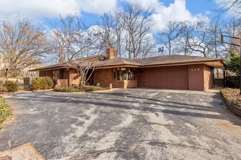 448 Dielman Rd, Saint Louis, MO 63132