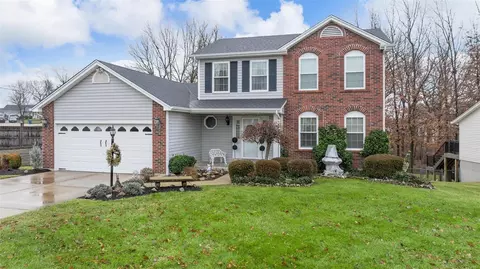 1102 Morning Star Ln, Saint Peters, MO 63376