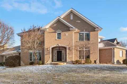 11742 Brookbend Dr, Saint Louis, MO 63131
