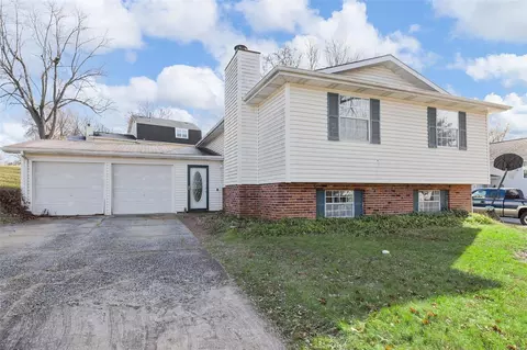 1 Knights Ferry Ct, Saint Peters, MO 63376
