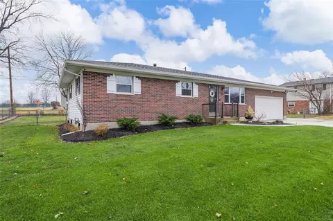 750 Danny Ln, O'fallon, MO 63366 photo 2