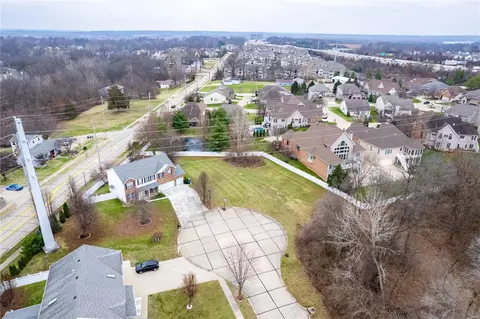 2304 Ashley Place Dr, Saint Charles, MO 63303