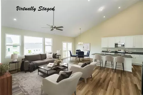 Living - 1557 Misty River Dr, O'fallon, MO 63366 photo 2 of 7