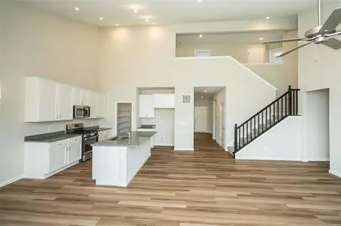 Kitchen - 1557 Misty River Dr, O'fallon, MO 63366 photo 2 of 6