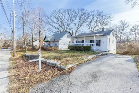 314 Midridge Dr, Saint Louis, MO 63137