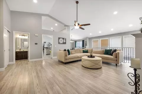 4 Spring Orchard Ct, O'fallon, MO 63368 photo 3