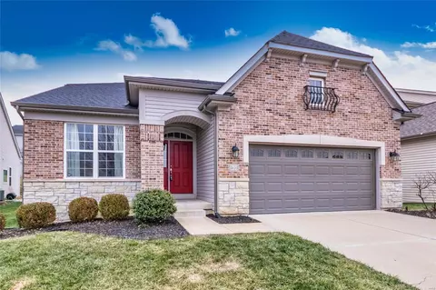 1610 Kennabrooke Ct, Saint Louis, MO 63146