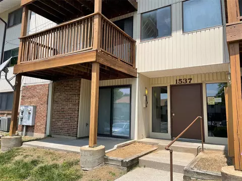 1537 Springlet Ct #32, Florissant, MO 63033