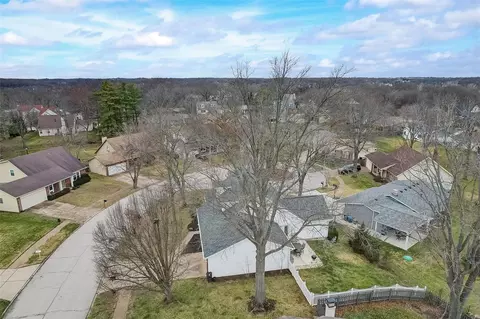 823 Pine Village Ct, Ballwin, MO 63021 photo 56