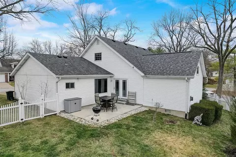 823 Pine Village Ct, Ballwin, MO 63021 photo 52