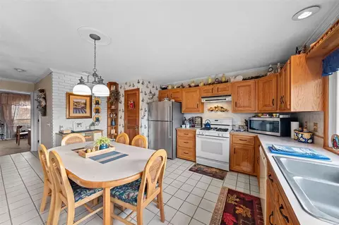 216 Clear Meadows Dr, Ballwin, MO 63011 photo 8