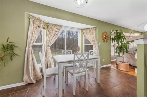 2364 Eagle Forest Dr, Saint Charles, MO 63303 photo 9