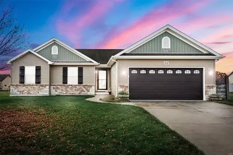 212 Hartford Glen Ct, Wentzville, MO 63385