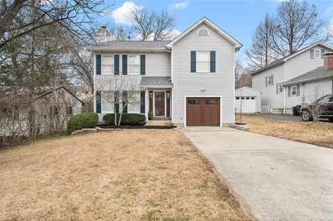 320 Nelda Ave, Kirkwood, MO 63122
