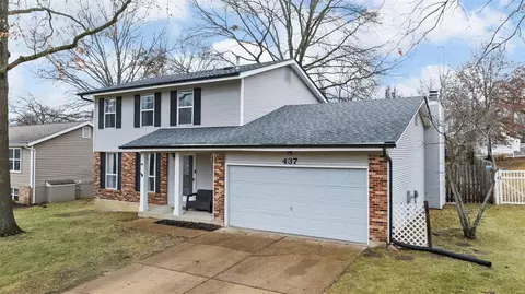 437 Talbert Ct, Ballwin, MO 63021 photo 2