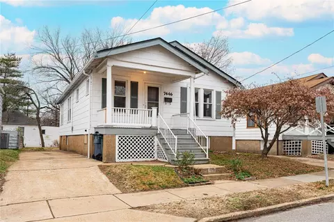 7446 Lohmeyer Ave, Saint Louis, MO 63143