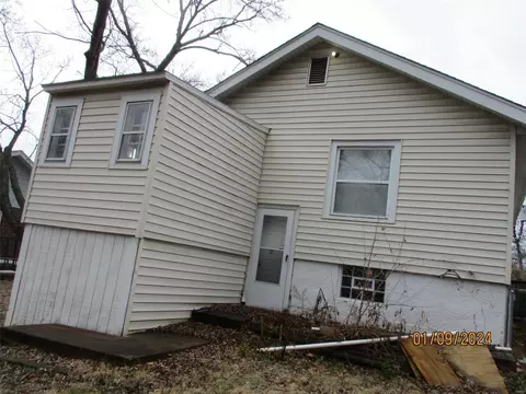 110 Elkan Ave, Saint Louis, MO 63135