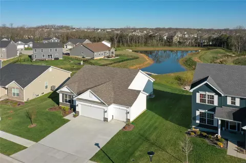 213 Homestretch Ln, Wentzville, MO 63385