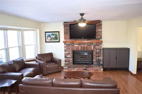 7305 The Cedars Dr, O'fallon, MO 63368 photo 9