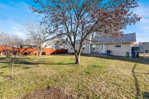 207 Surrey Ct, O'fallon, MO 63366 photo 27