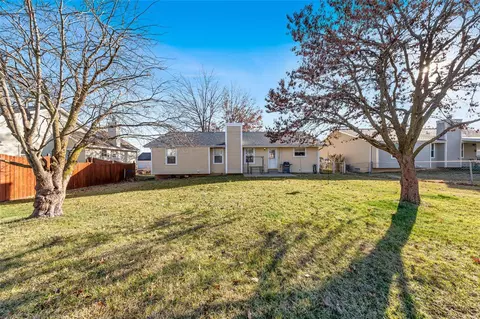 207 Surrey Ct, O'fallon, MO 63366 photo 25