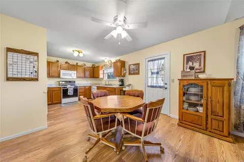 207 Surrey Ct, O'fallon, MO 63366 photo 9